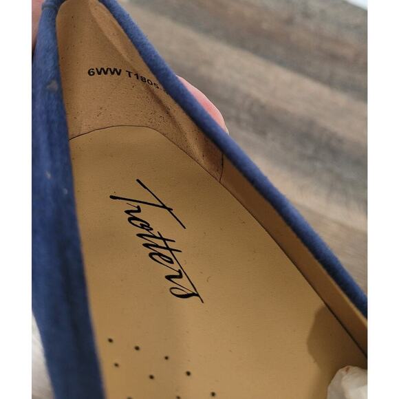 Trotters Women's Blue Suede Kitten Heels size 6WW Pumps #7 - Picture 6 of 6